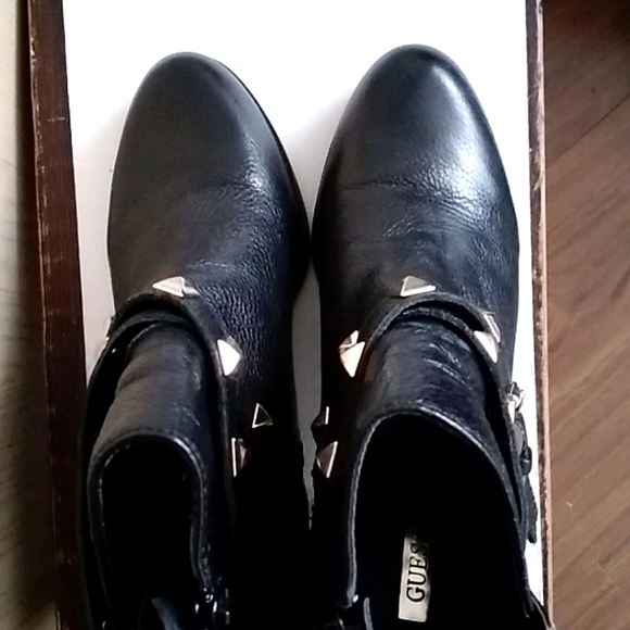 GUESS Ankle Boots sz 8,5 - Picture 3 of 6